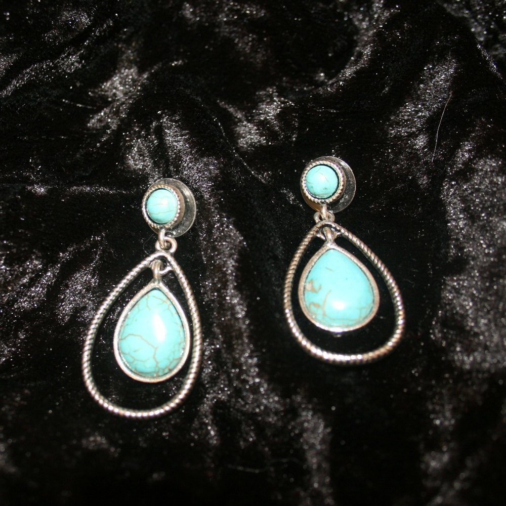 Silver Tone Turquoise Pierced Earrings
